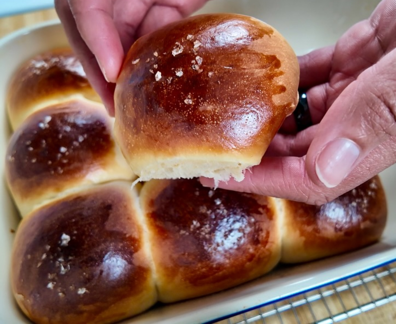homemade sweet Hawaiian rolls in a pan